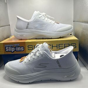 NEW Skechers Go Walk Arch Fit 2.0 Valencia Comfort Sneakers White Size 9